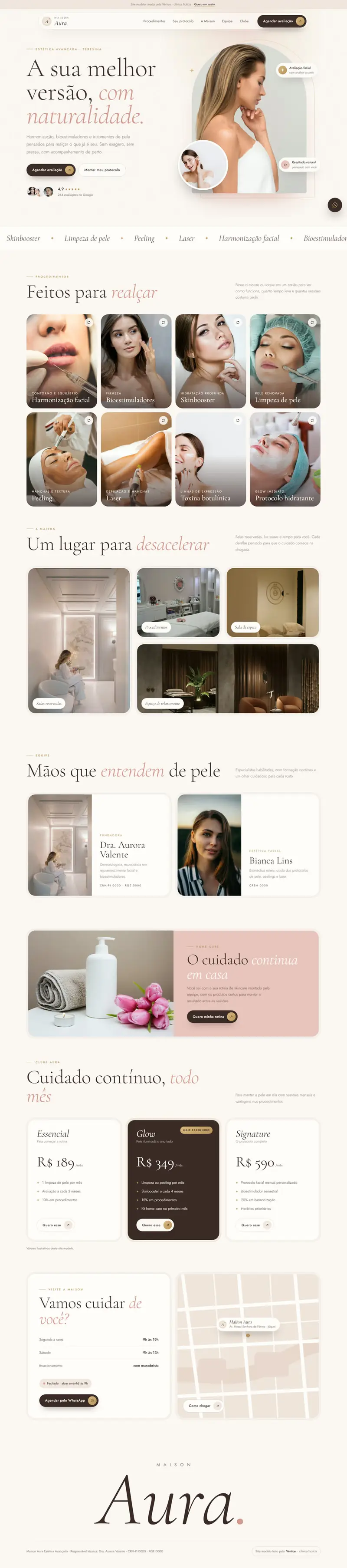 Site do modelo Maison Aura rolando no computador