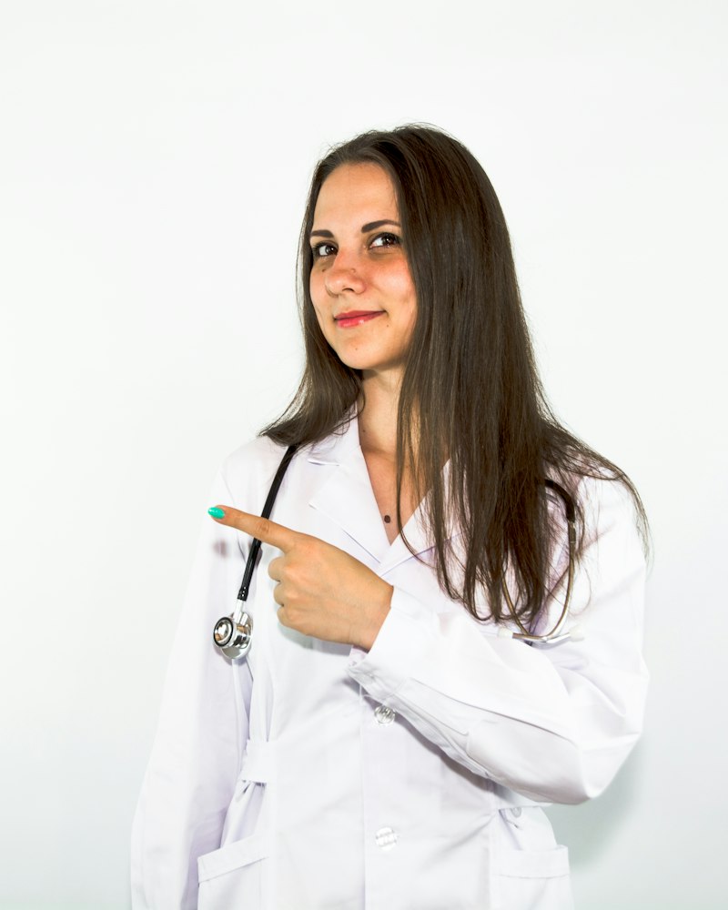 Dra. Lívia Campos